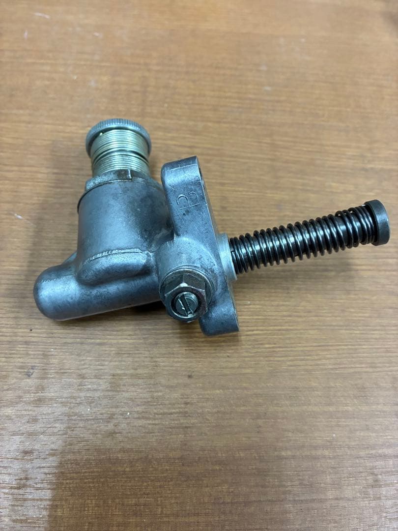 GS400 カムチェーンテンショナー　純正品　SUZUKI 廃盤　旧車バイク