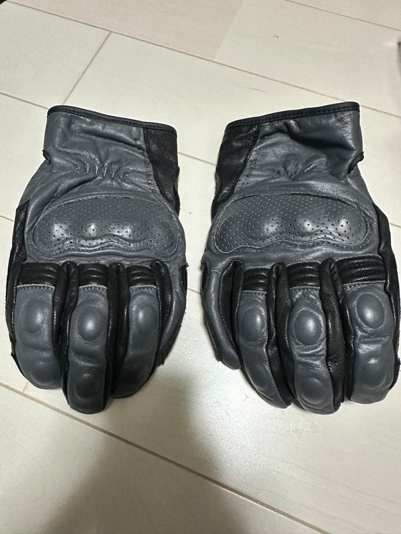 クシタニ　k5375 レイヴングローブ　2025年Ｌサイズ グレー