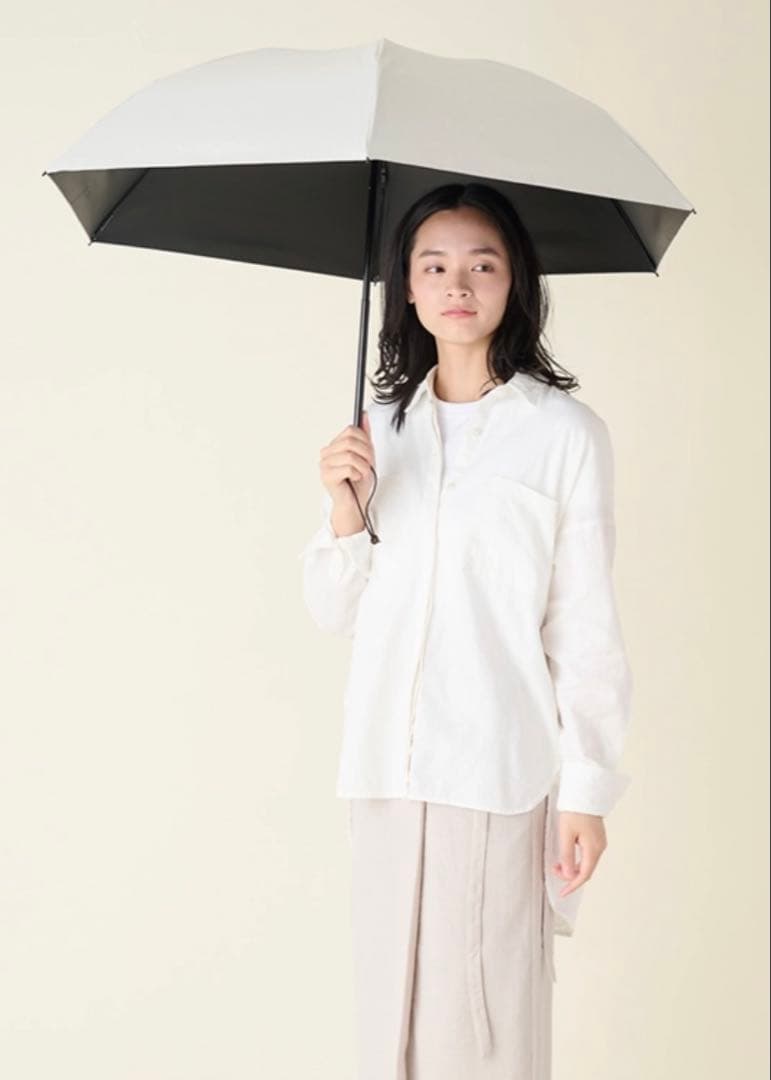 ☀️今期新品タグ付⛱️3段折 サンバリア100 無地 アイボリー ホワイト