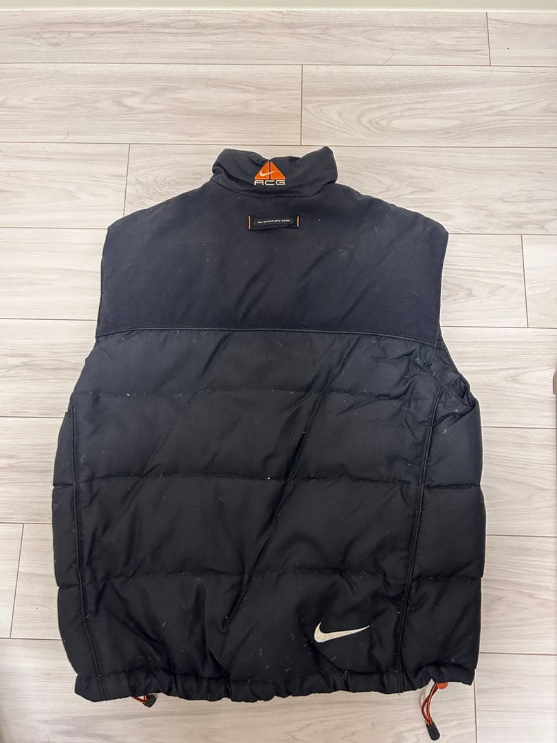 Nike ACG ブラック ダウンベスト Ｍ