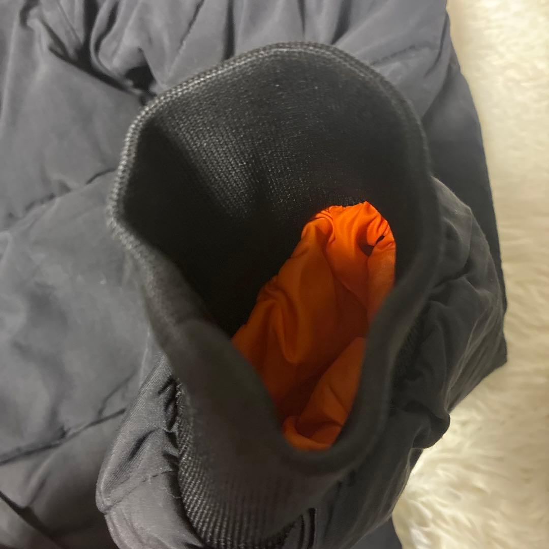 Carhartt WIP ブラック ダウンジャケット Sサイズ