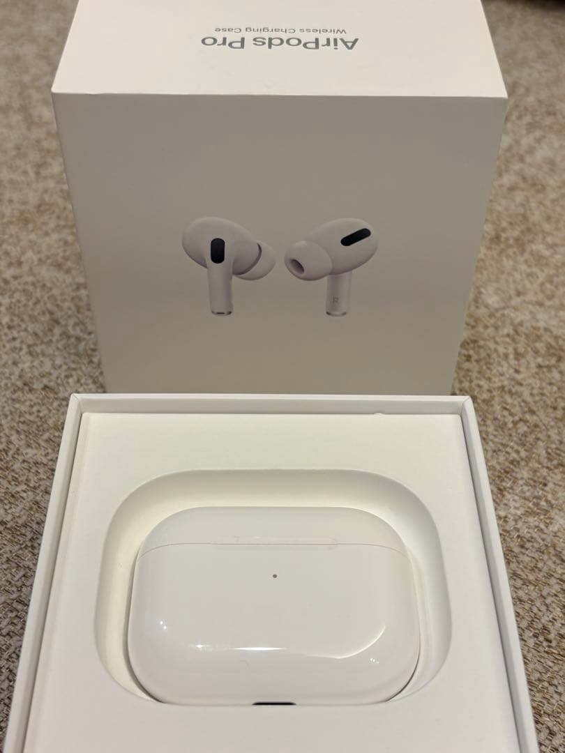 AirPods Pro 初代　本体 ホワイト