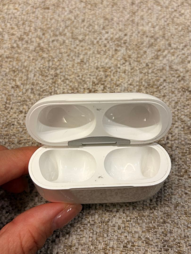 AirPods Pro 初代　本体 ホワイト