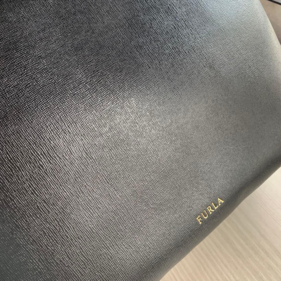 フルラ　ビジネスバッグ