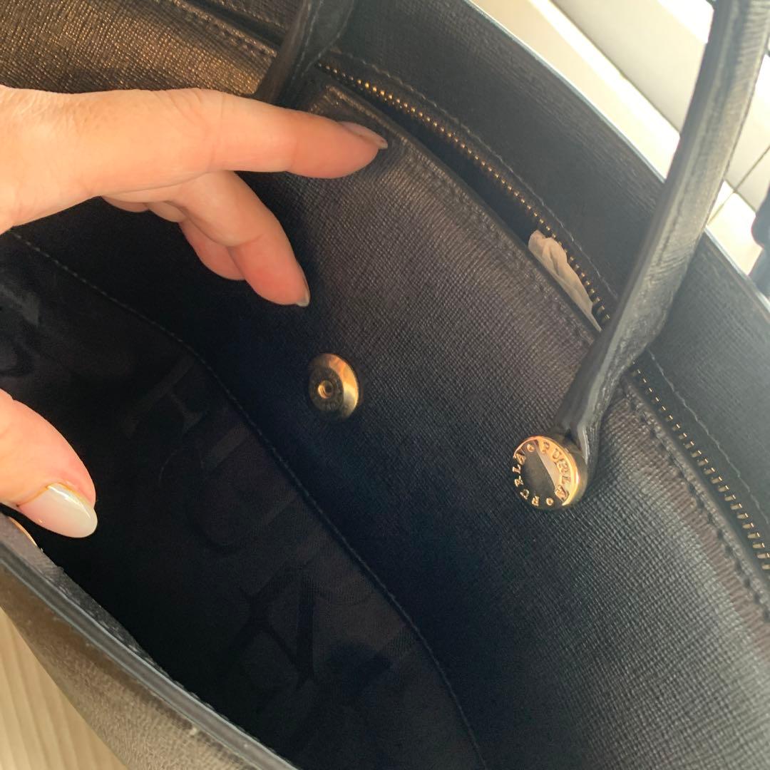 フルラ　ビジネスバッグ