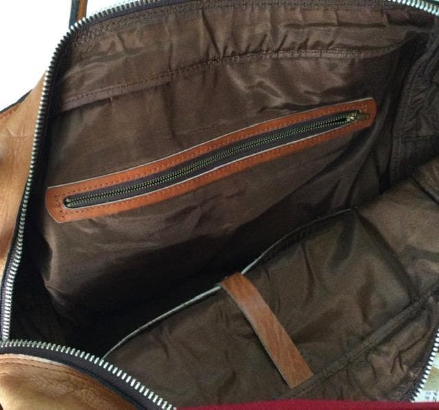 ［セール！］牛革ボストンバッグ　茶色　肩掛けストラップ付 　旅行鞄