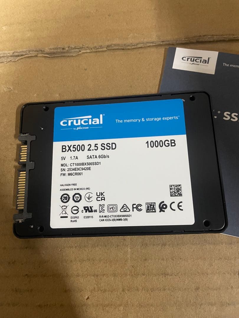 Crucial クルーシャル SSD 1000GB BX500 本体のみ