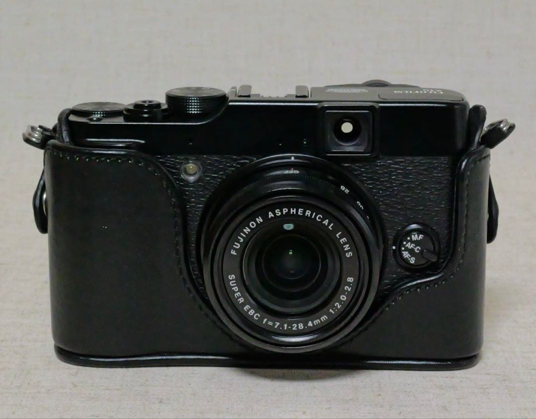 富士フイルム（FUJIFILM） X10 FX-X10 コンデジ カメラ