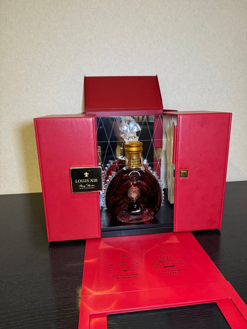 【超美品】シリアルナンバ一致　LOUIS XIII ブランデー クリスタルボトル