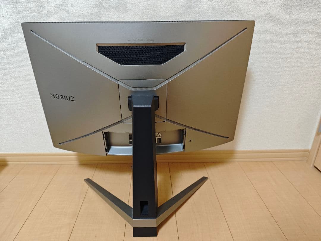 BenQ MOBIUZ EX2710R 湾曲ゲーミングモニター27インチWQHD