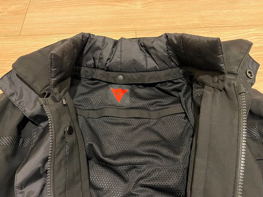 Dainese ジャケット インナーダウン付　美品　未使用　黒