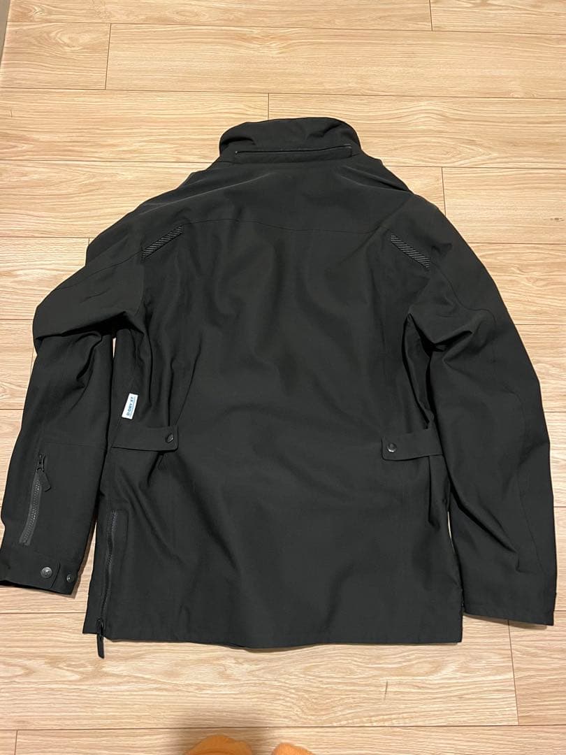 Dainese ジャケット インナーダウン付　美品　未使用　黒