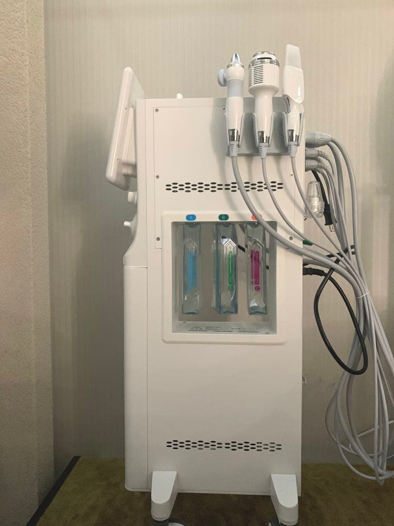 【中古/美品】6in1ハイドラフェイシャル　毛穴洗浄　角質除去　エステ/業務用