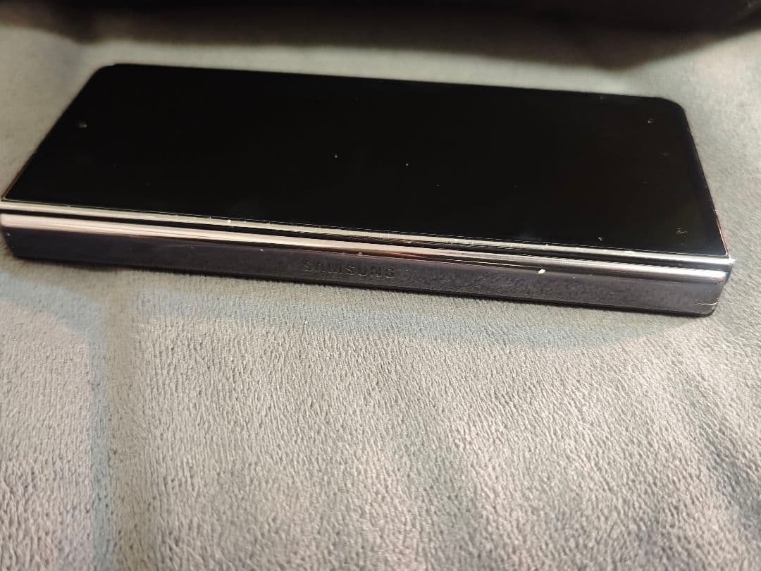Galaxy Z Fold4 256GB SIMフリー インナー表示不良ジャンク