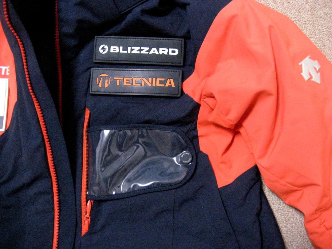 値下デサント 高機能ウェアー上下セット 上XSサイズ 下Sサイズ TECNICA