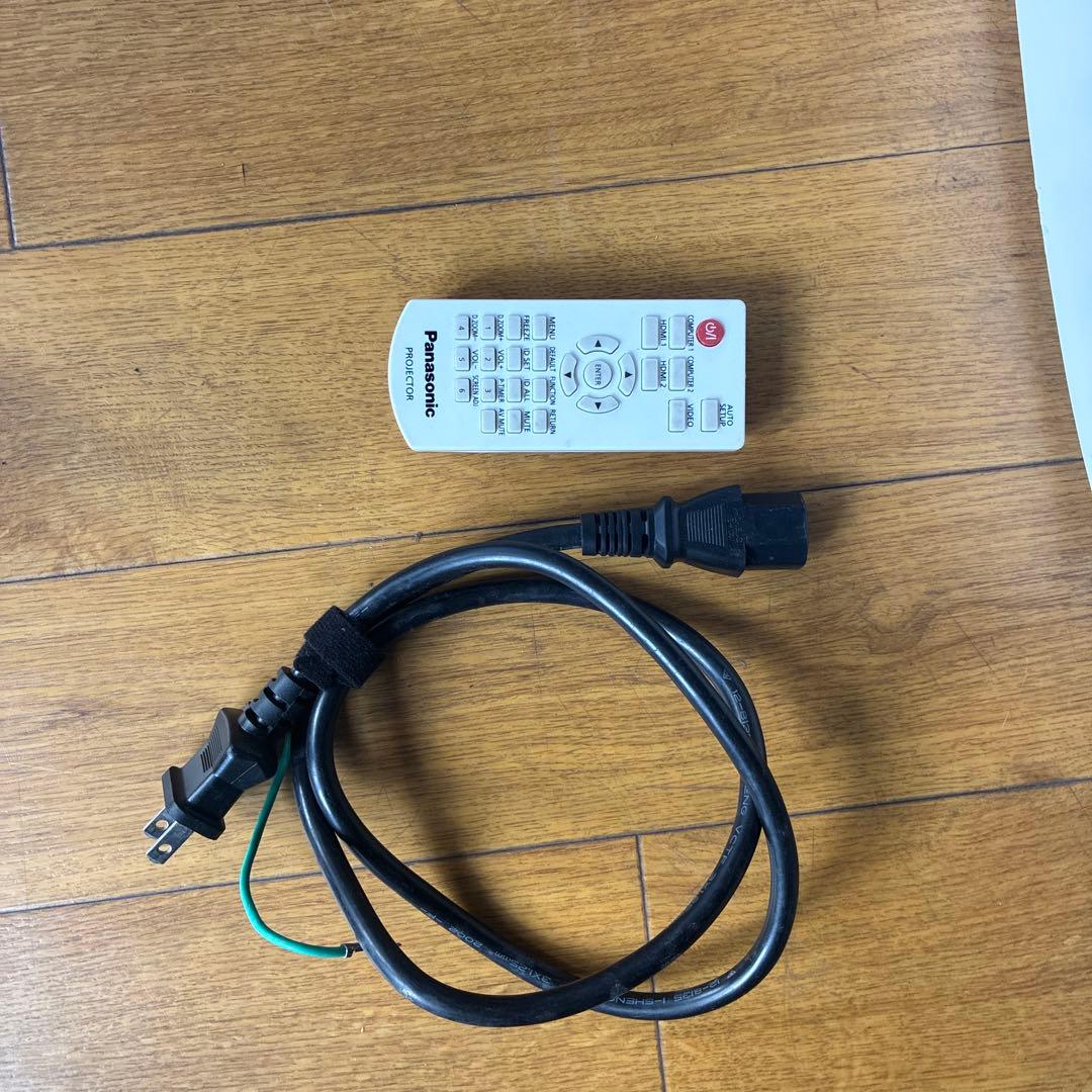 Panasonic PT-VX600プロジェクター本体