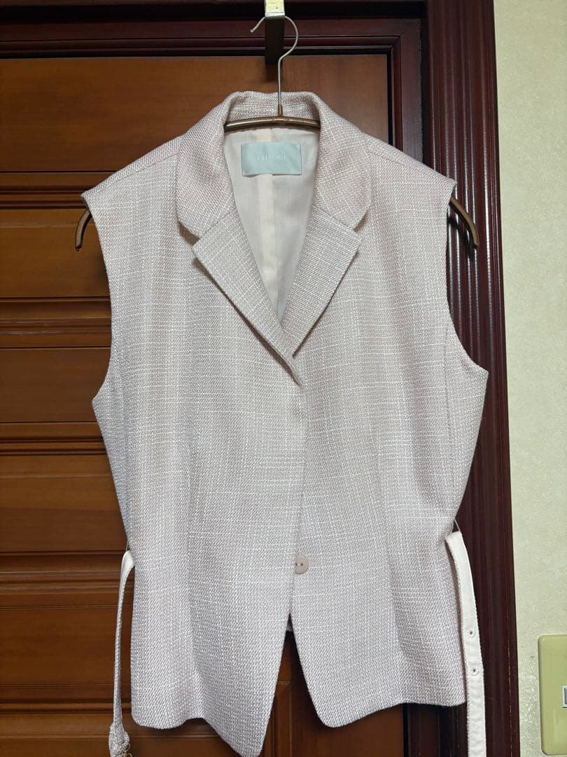 セルフォード　ペプラムショートジレ　size38