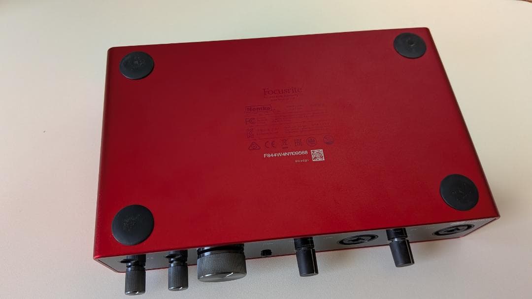 Focusrite Scarlett 8i6 オーディオインターフェース