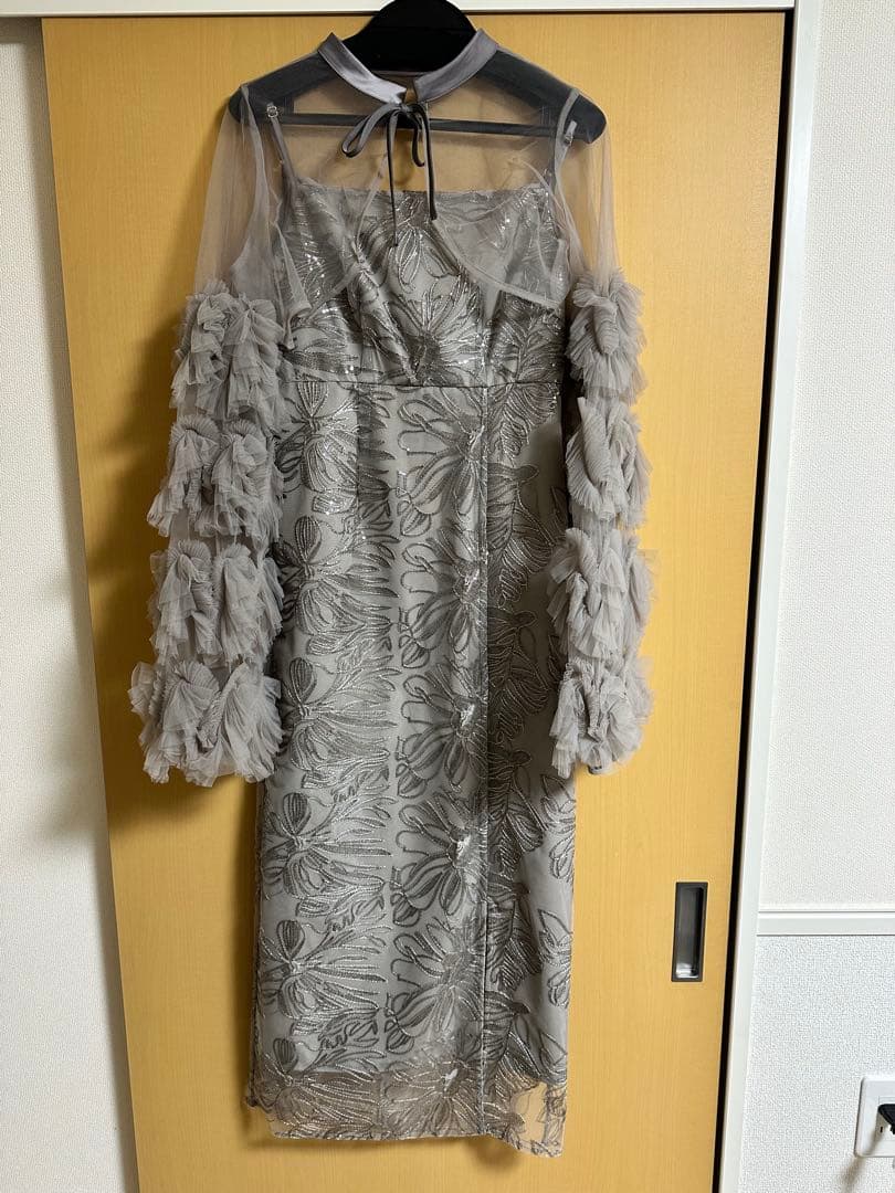 Leja フリルチュールスリーブリボンIラインワンピースドレス S タグ付き