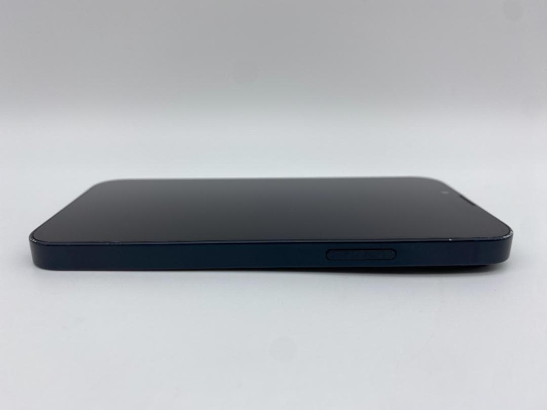 108ほぼ新品未使用★充電回数27iPhone13mini 256Gミッドナイト