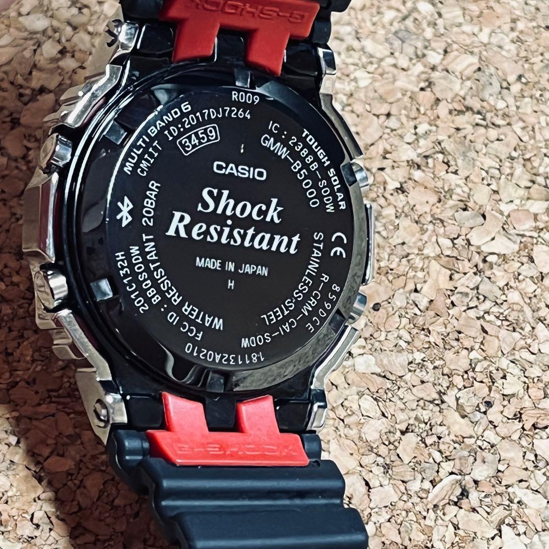 カシオGーSHOCK/GMWーB5000ー 1JF電波ソーラー／メタルカバード