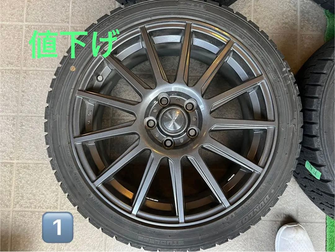 18インチVELVA BLACK DUNLOP WINTER MAX WM02