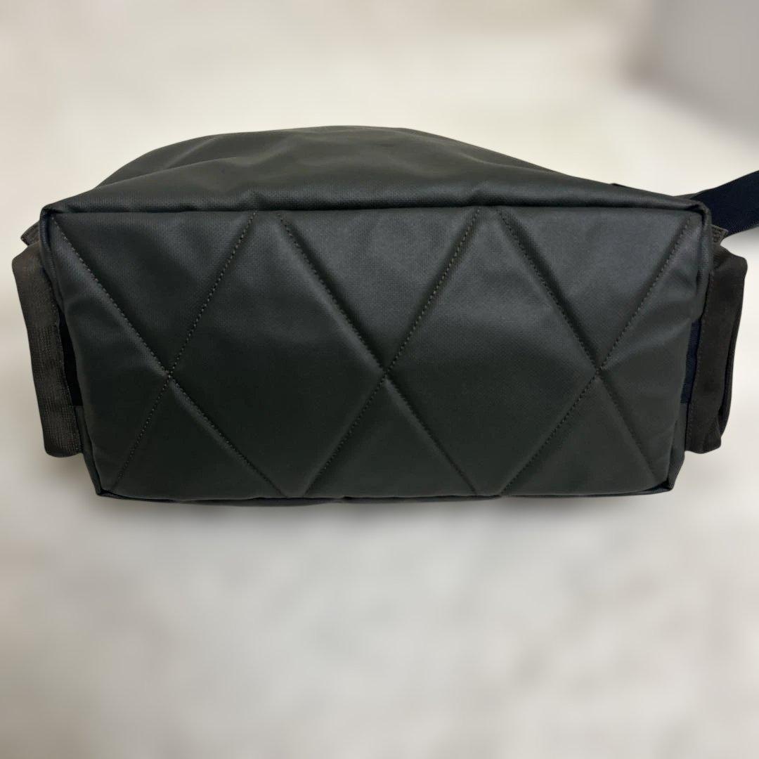 希少　美品　ポーター プリズム　ショルダーバッグ　ボディバッグ　A4収納可