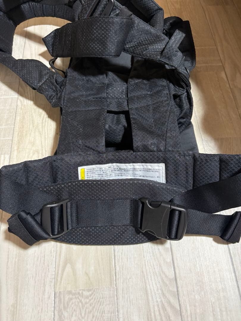 【美品】nuna ベビーキャリア カドル クリック（ナイト） 抱っこ紐