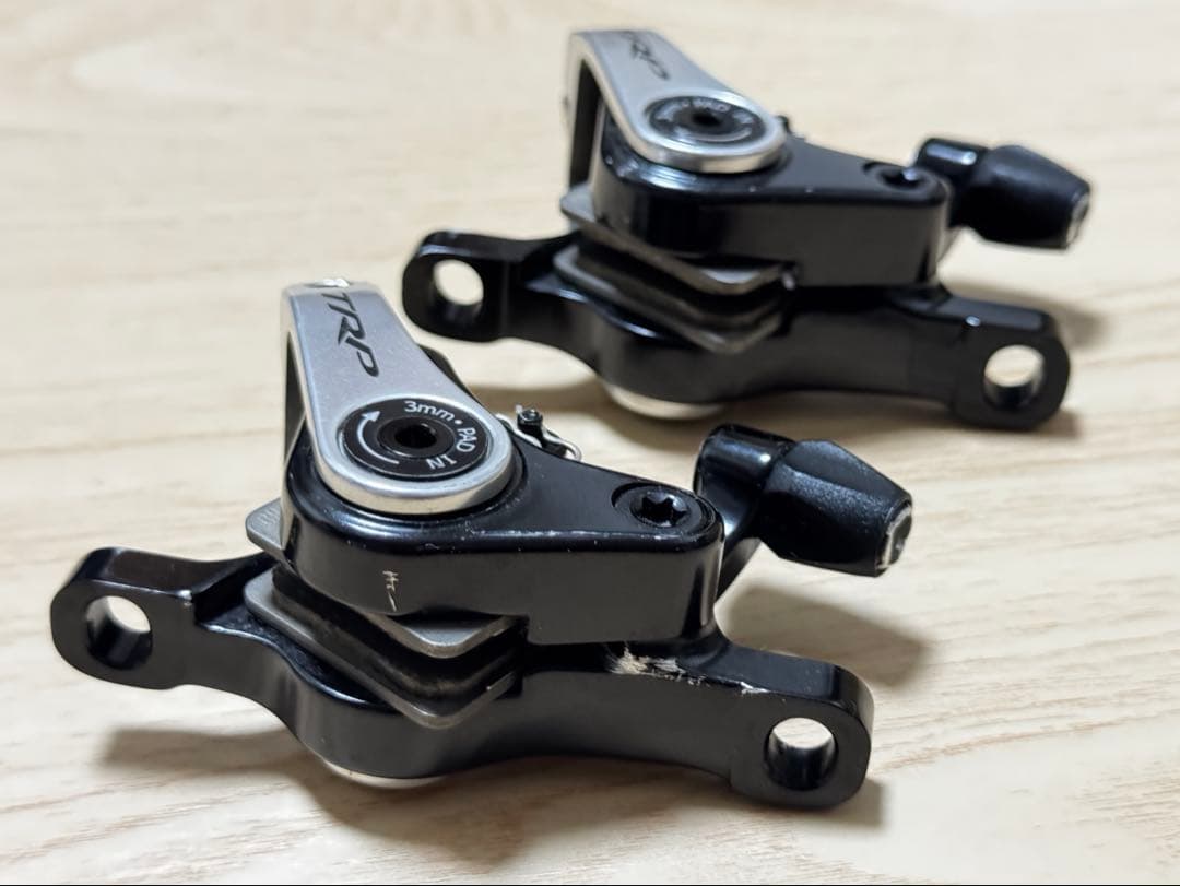 TRP SPYRE ポストマウント 2個セット