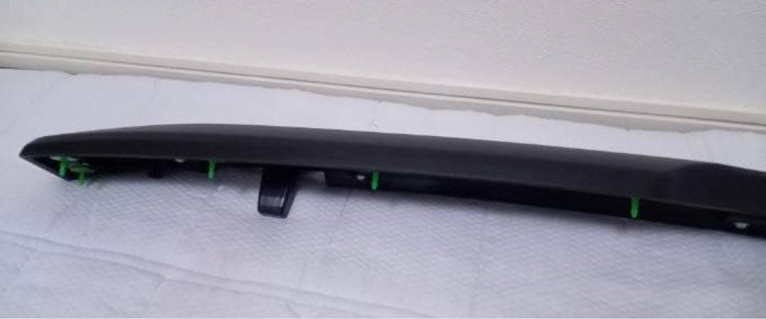 150系プラド 後期純正リアガーニッシュ