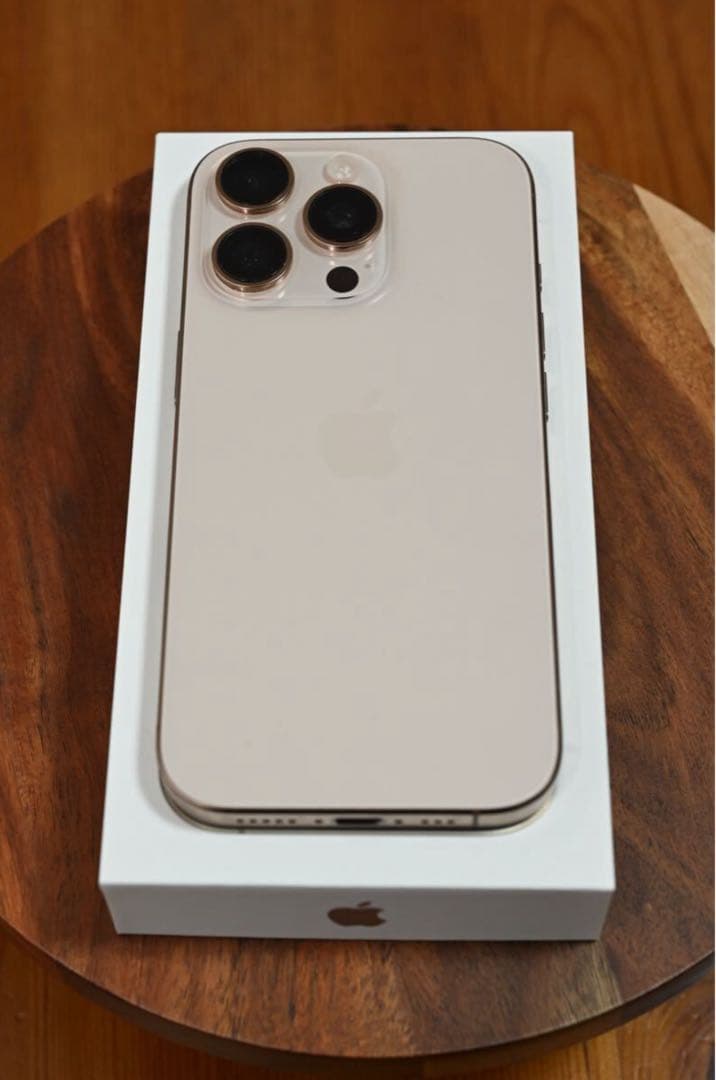 【美品】iPhone 16 Pro 1TB ガラスフィルム付き