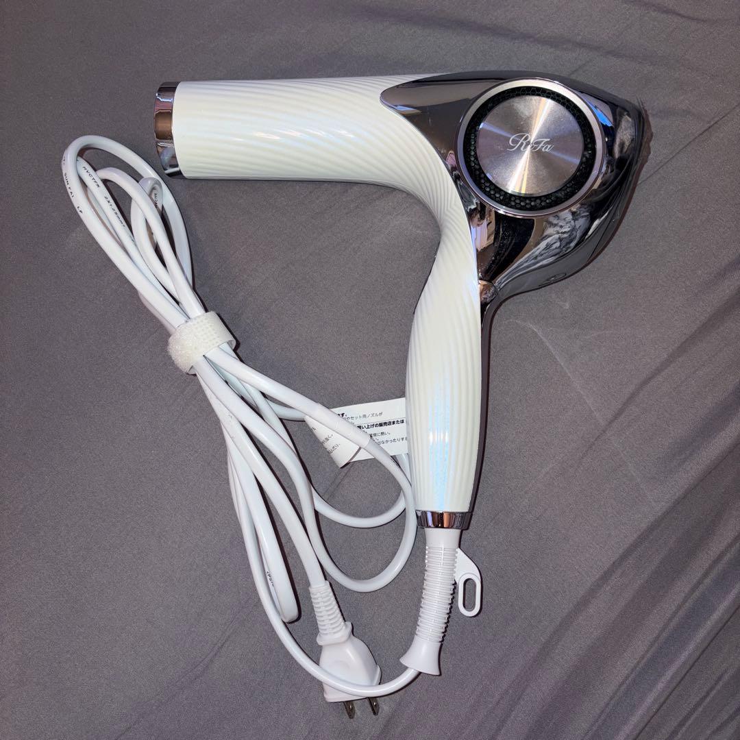 リファ　ビューテック　ドライヤー　プロ　 RE-AJ05A