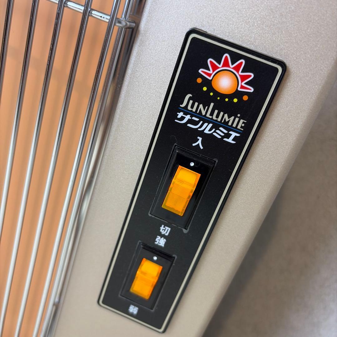 極美品 サンルミエ キュート 遠赤外線 暖房器 E800LS パネルヒーター ④