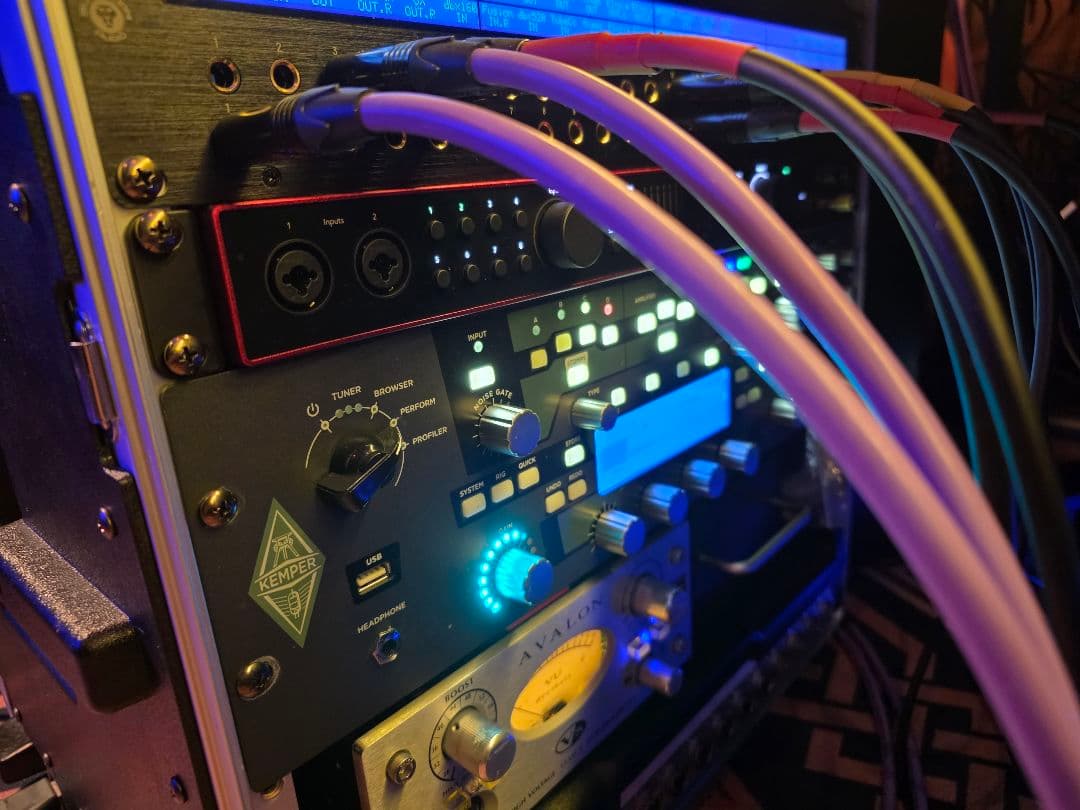 Focusrite Scarlett 18i20 Gen4 インターフェース