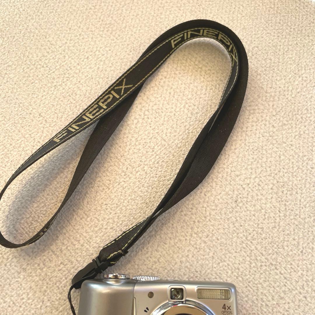 Canon キャノン PowershotA1100IS　コンパクトデジタルカメラ