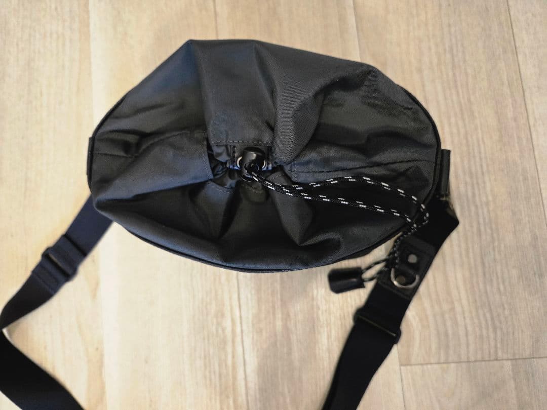 土屋鞄 ザ・シーンズ カメラバッグ