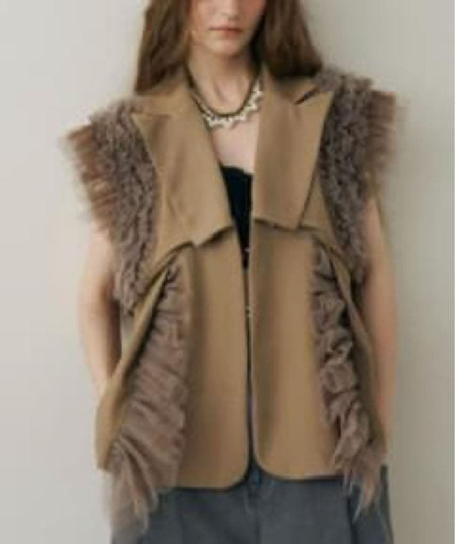 la belle etude 2WAYチュールノースリーブジャケット