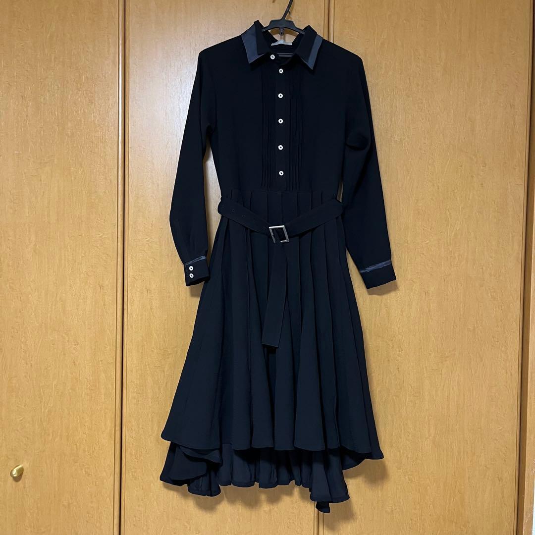 hazama 駆け巡るワンピース　黒　ハザマ　S