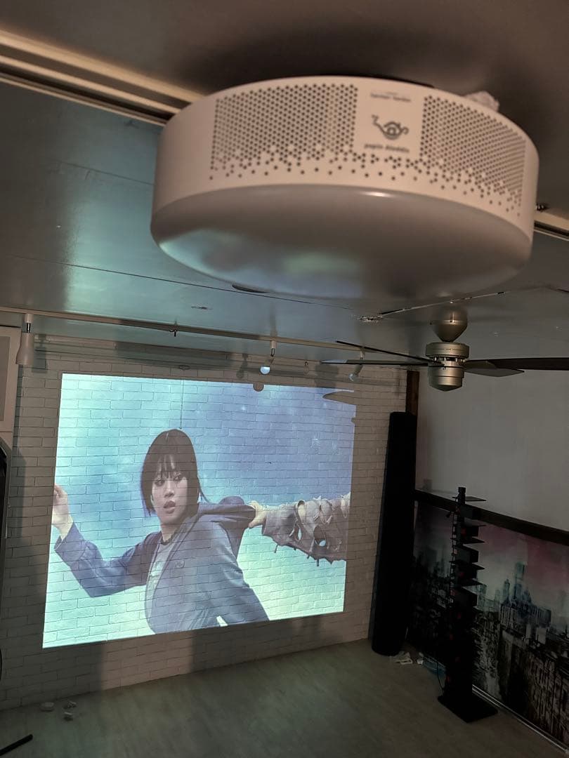 ⭐️【全国送料無料】2020年　アラジン2 プロジェクター　動作確認済　1オーナー