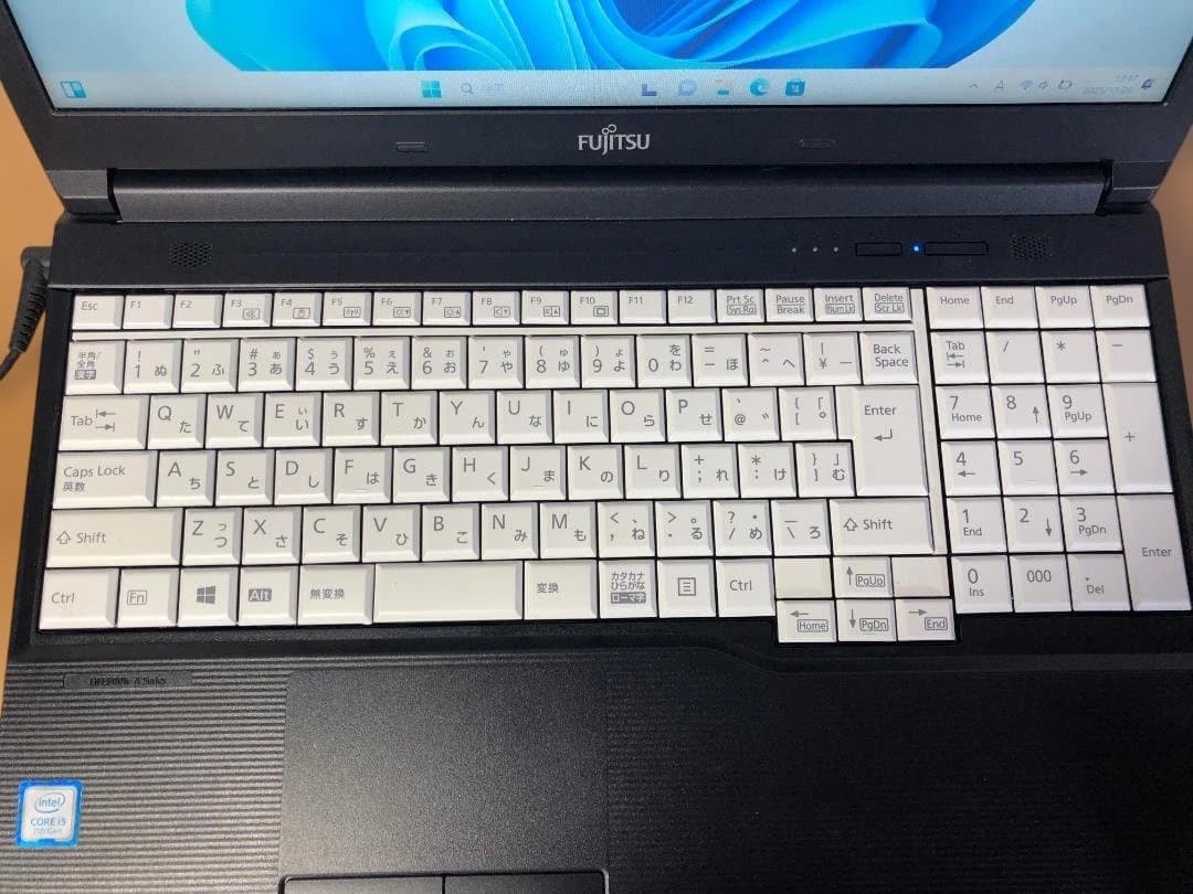 Windowsノート本体 LIFEBOOK A577/R Corei5 8GBSSD258GB Win11