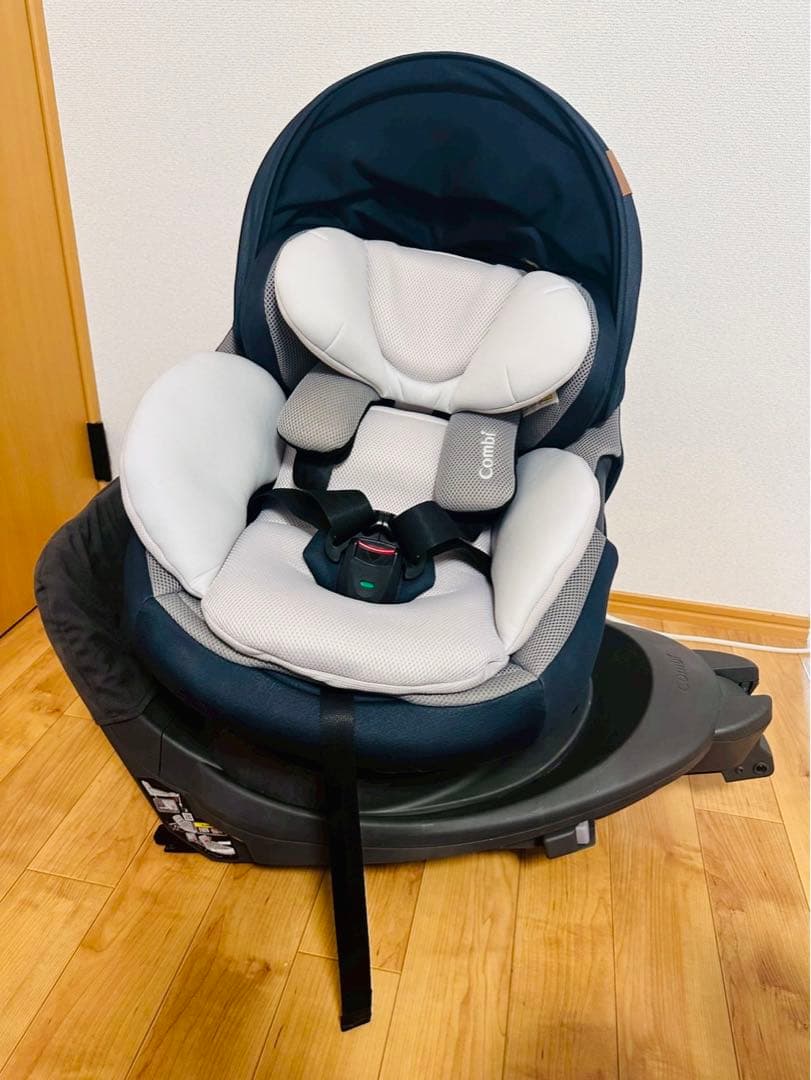 極美品✨Combi コンビ THE S ISOFIX ZA-670