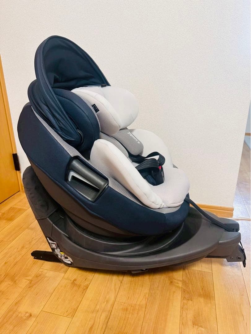 極美品✨Combi コンビ THE S ISOFIX ZA-670