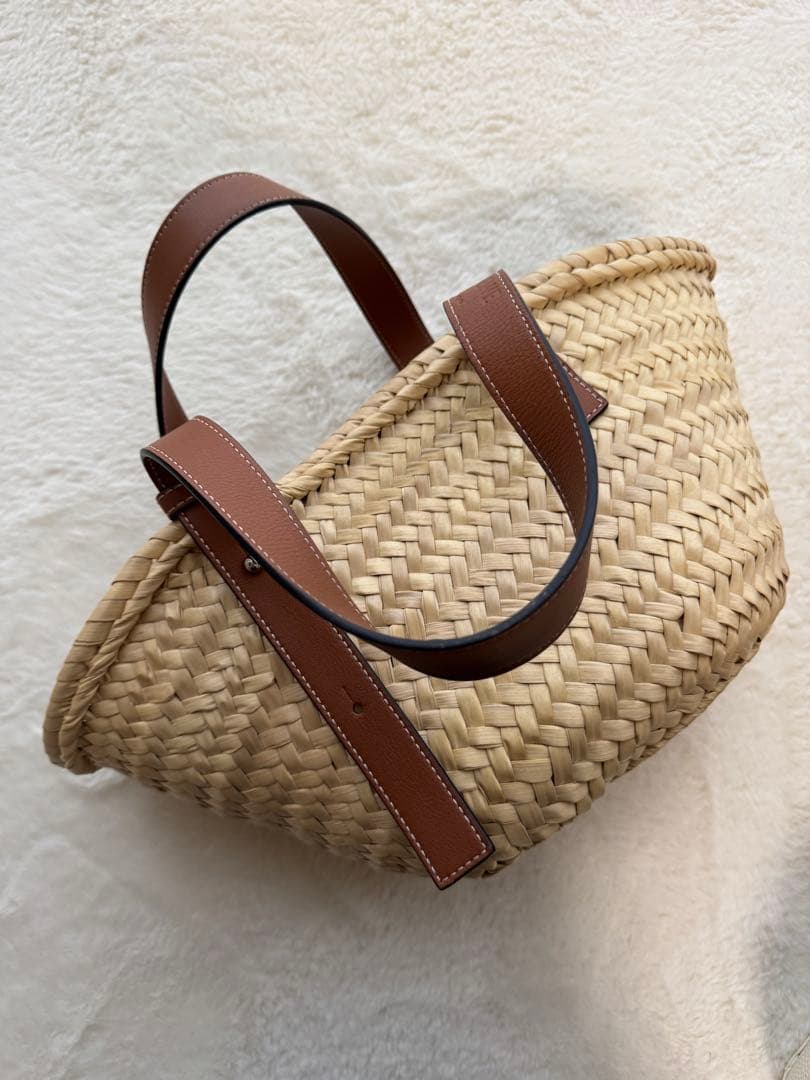 LOEWE ロエベ　かごバック