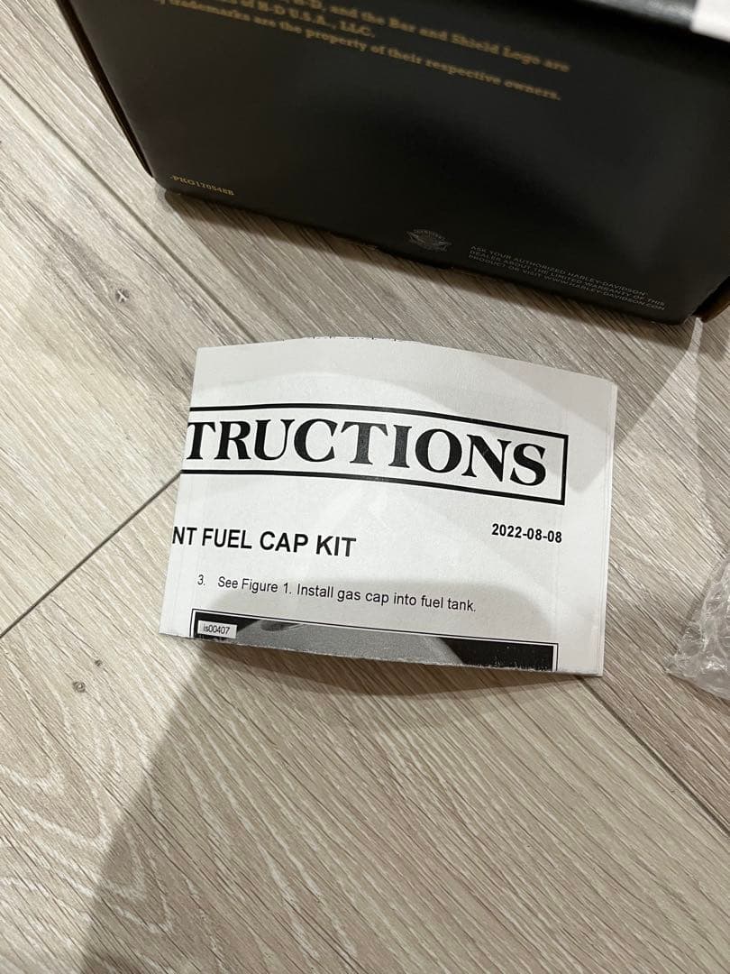 フラッシュマウント フューエルキャップ 7.9L17Lハーレー純正 ブラック