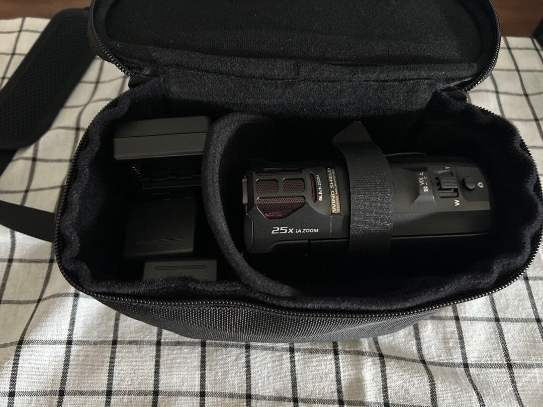 Panasonic HC-VX985M 4Kビデオカメラ　大容量バッテリー付き