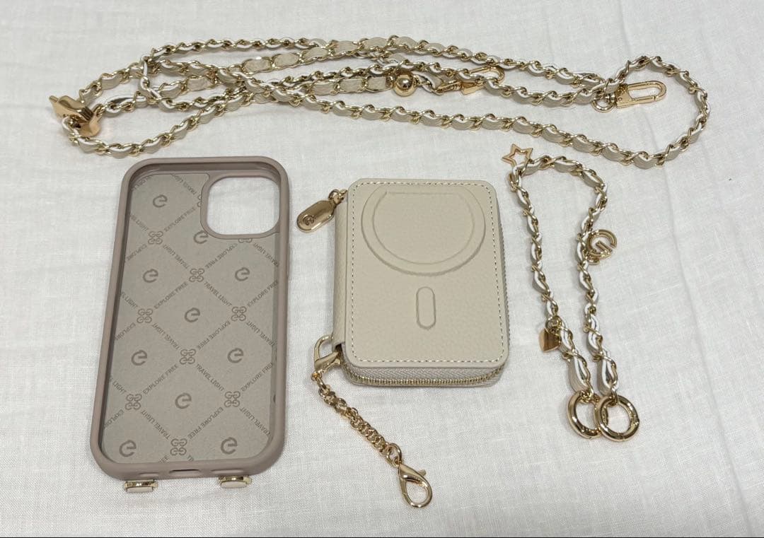 custype iPhone15ケース