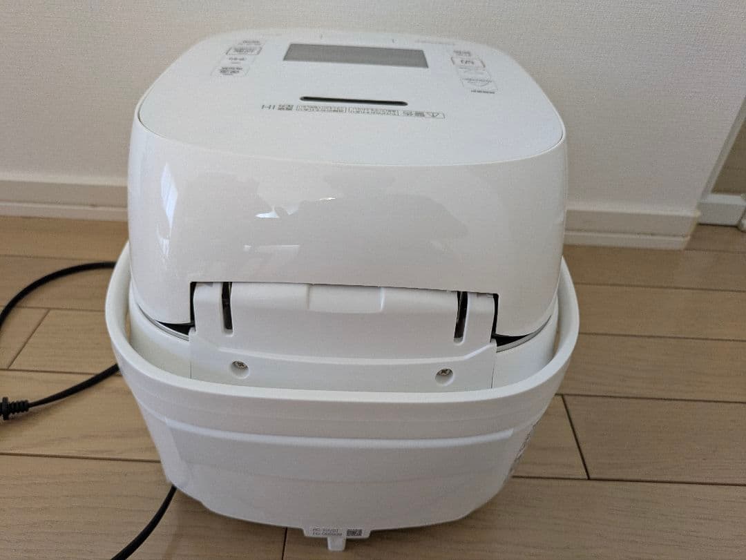TOSHIBA RC-10VST 炎匠炊き 真空圧力IHジャー炊飯器 2023年