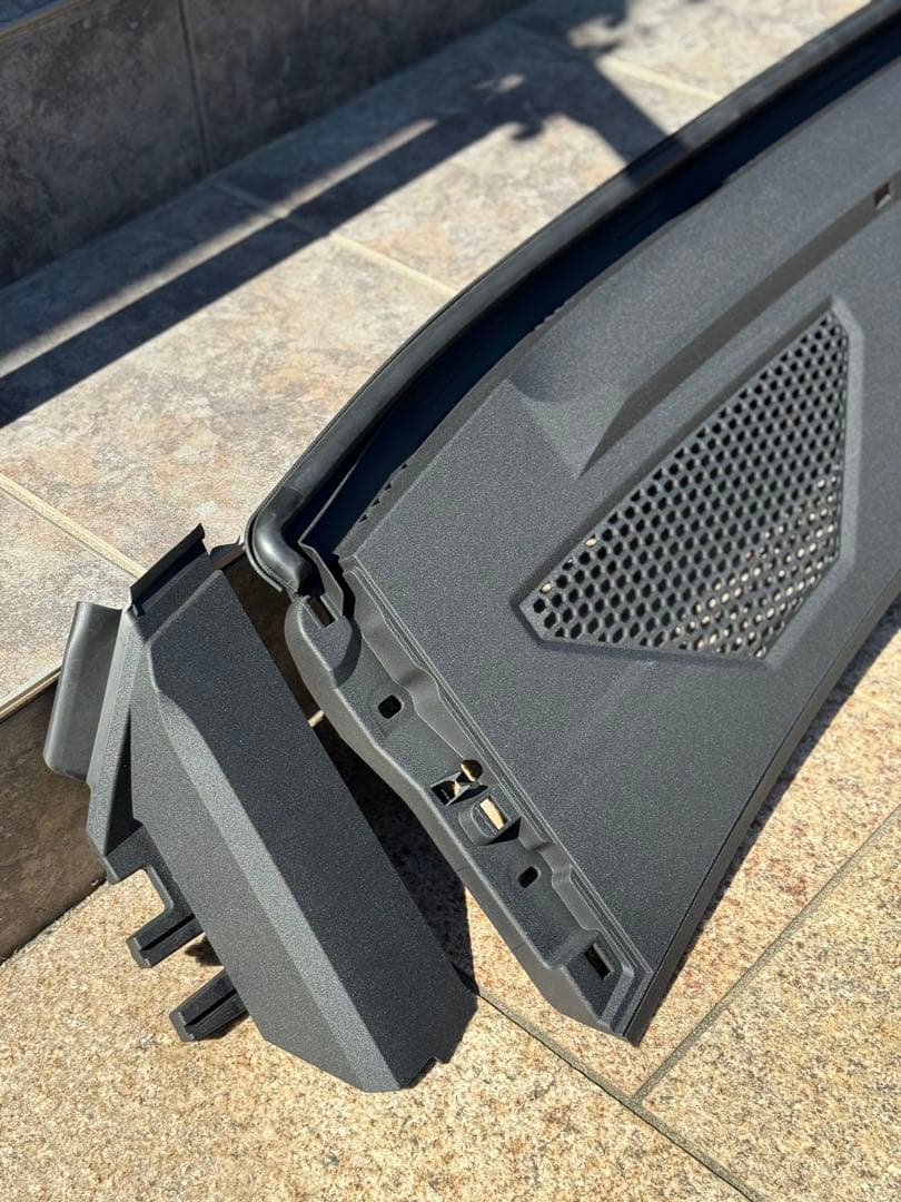 ②ランドクルーザー250 カウルトップ　グリル　ドアハンドル　ラプターライナー