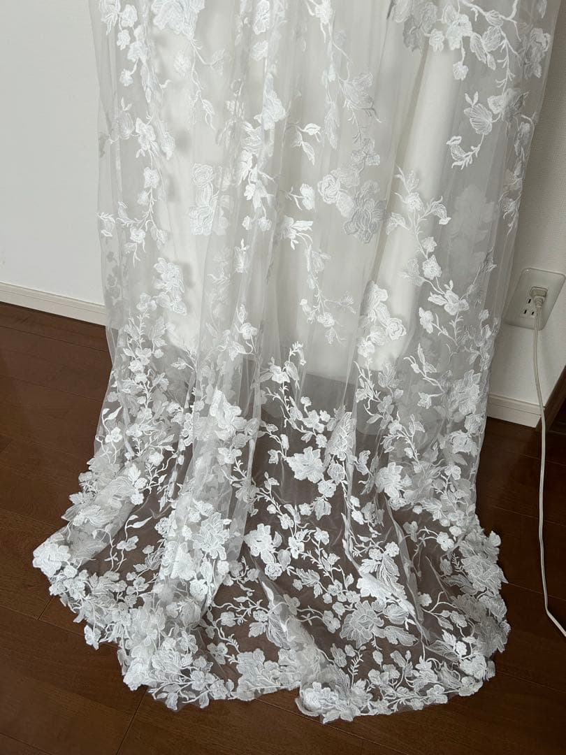 【大幅値下げ】【美品】刺繍レース 背中開き ソフトマーメイドドレス（W230）