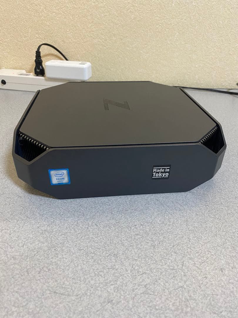 HP Z2 Mini G4 Xeon E-2144G 16GB　256GB